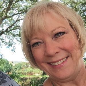 Meet your Posher, Joan